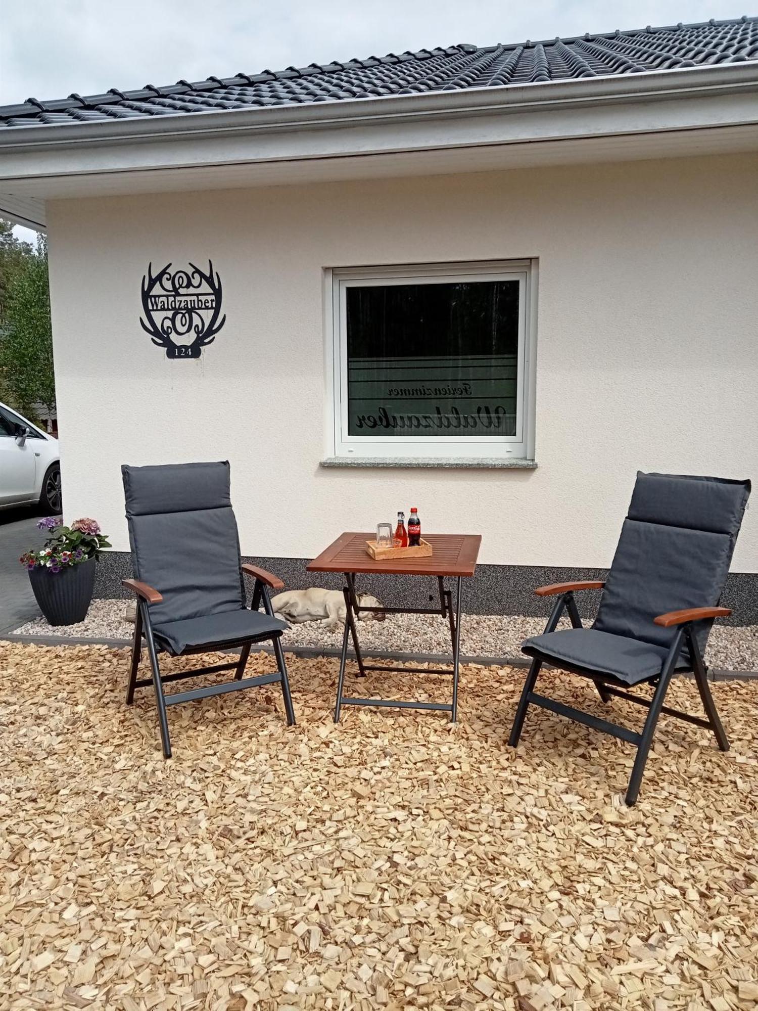 Ferienzimmer Waldzauber Borkwalde 外观 照片